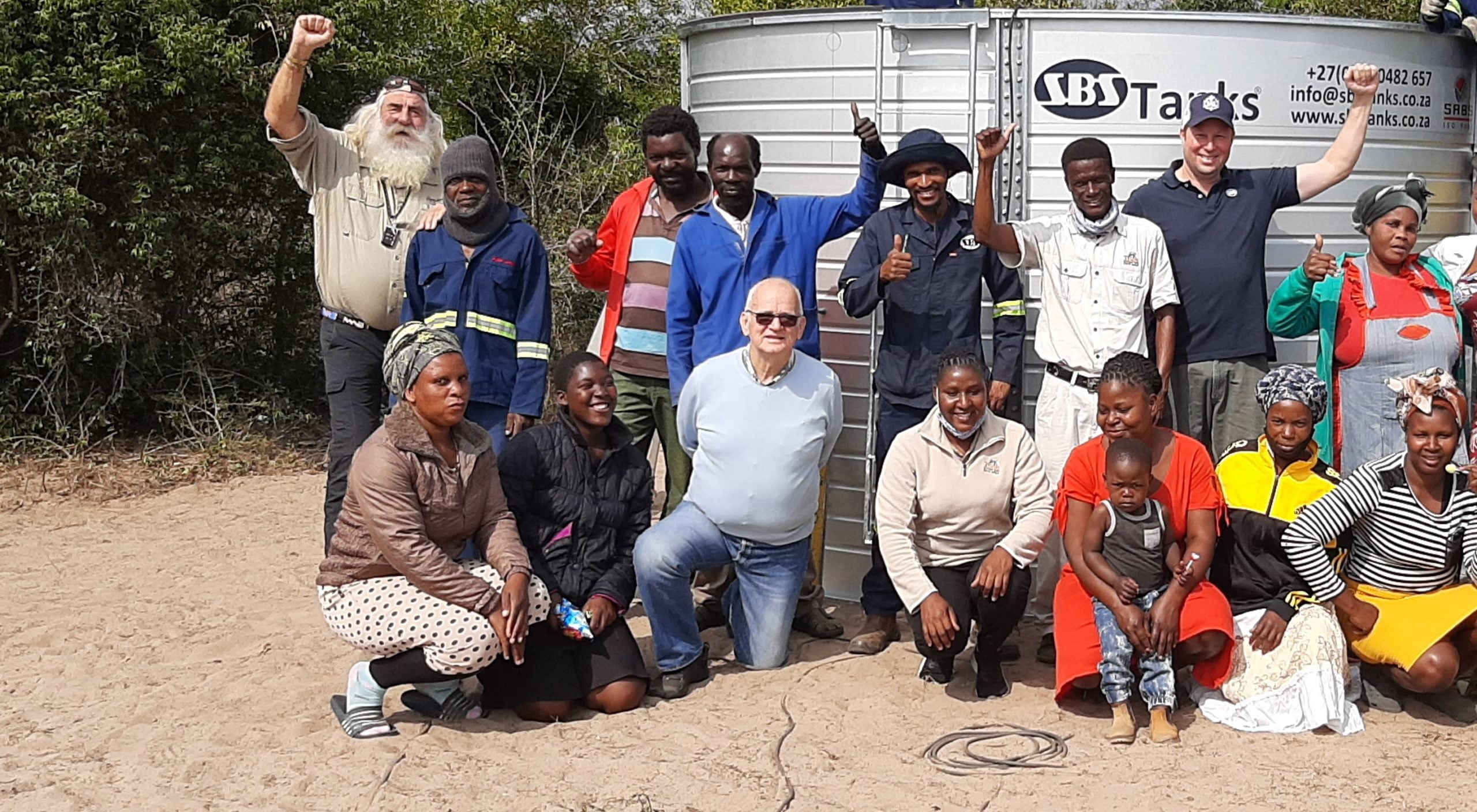 Kingsley Holgate reached out to SBS GM Chester Foster to assist the Tembe Community with the installation of a water tank Web scaled